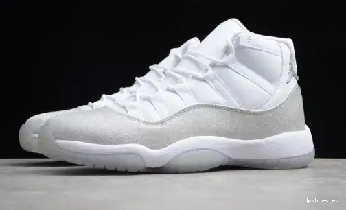 AR0715-100 Metallic Air WMNS SilverVast Jordan Grey AR0715-100 White 11 0422